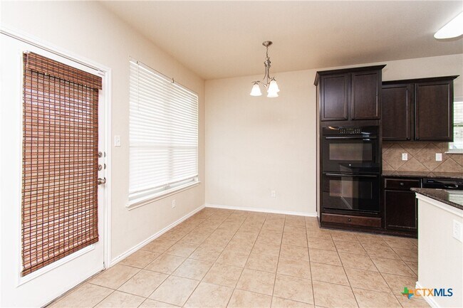 Building Photo - 6509 Creek Land Rd