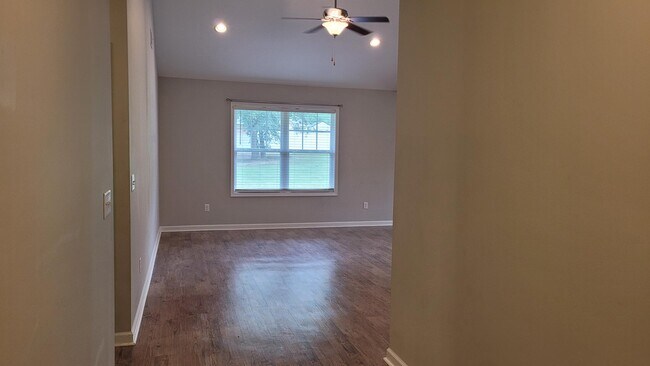 Building Photo - 3115 Explorer Dr