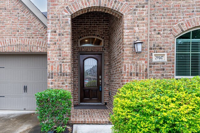 Foto del edificio - 29147 Crystal Rose Ln