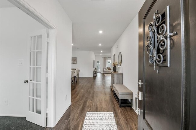 Building Photo - 17018 Westmoreland Promenade Pl