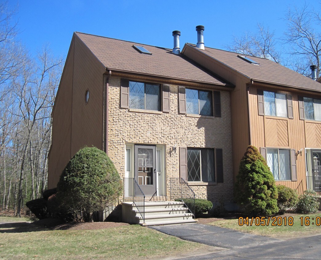 34 Winrow Dr, Merrimack, NH 03054 Townhome Rentals in Merrimack NH