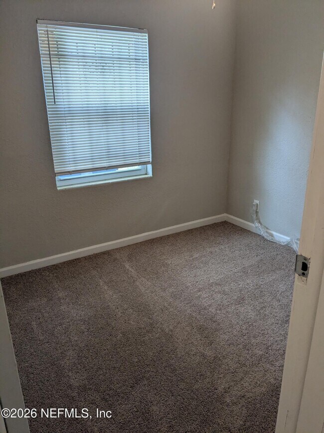 Building Photo - 5306 Paris Ave