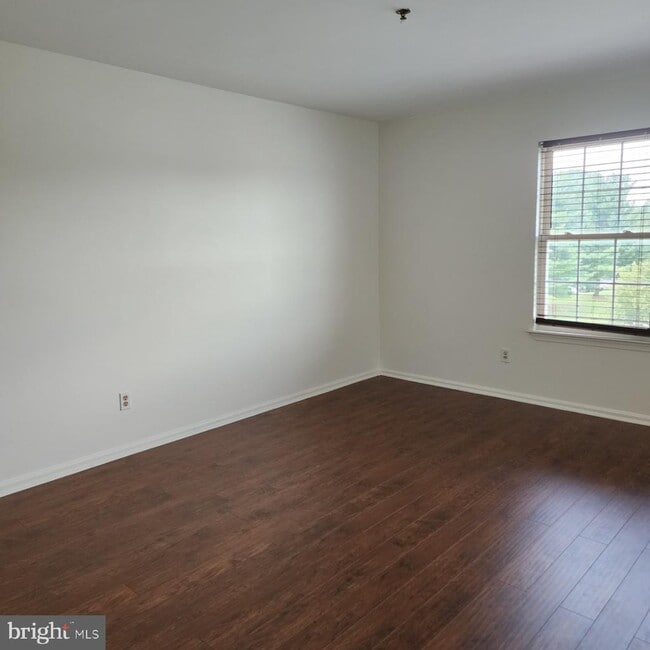 Building Photo - 212 Highland Blvd