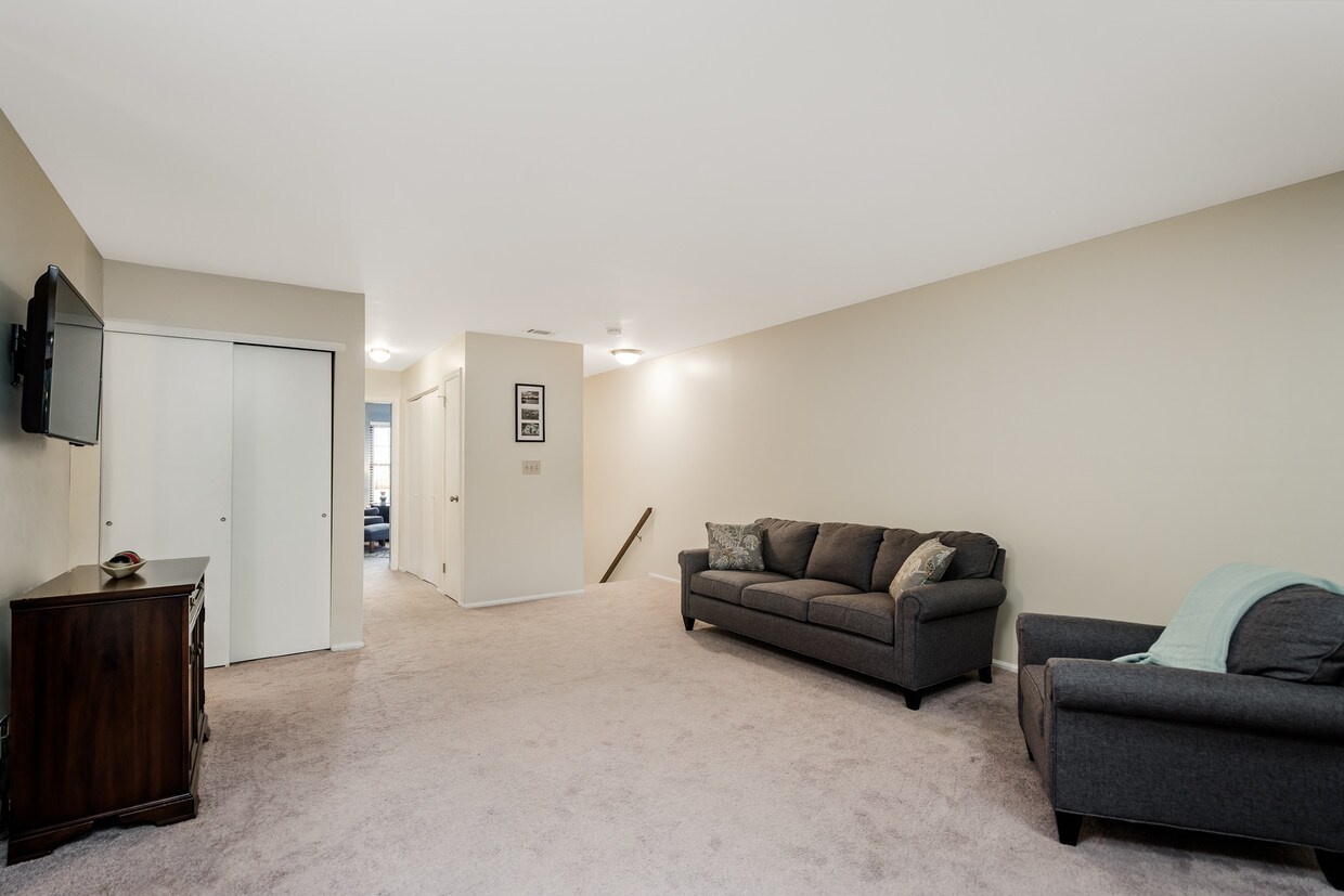 102 Wyndham Pl Unit 102, Robbinsville, NJ 08691 Condo for Rent in