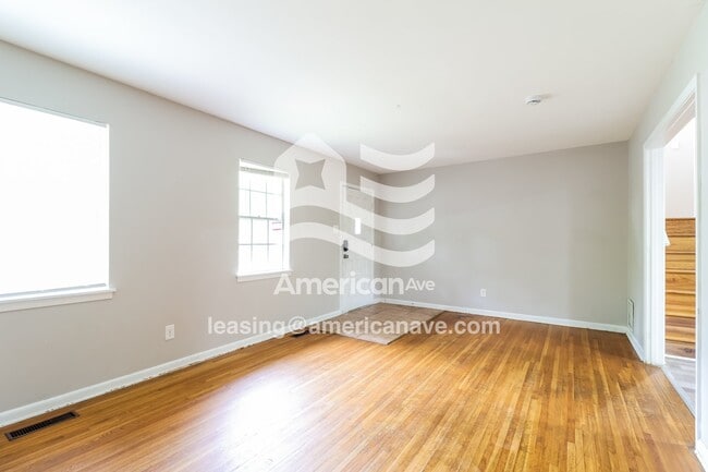 Building Photo - 2 Regency Ct