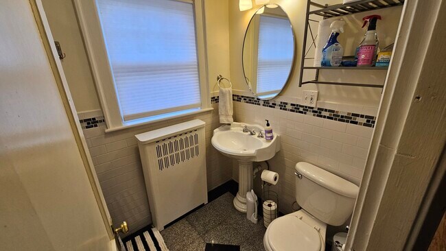 Foto del edificio - 11 Greycliff Rd