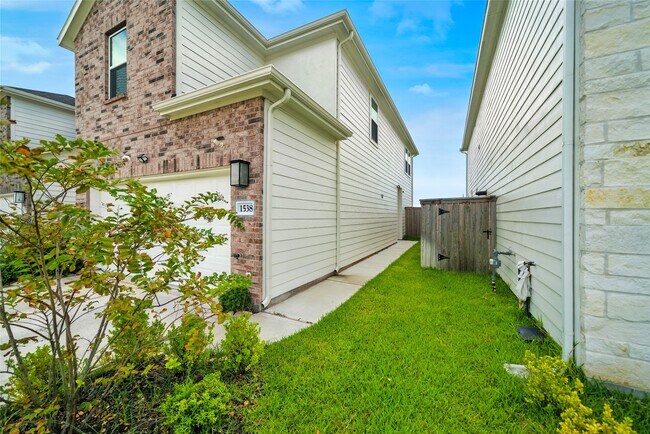 Building Photo - 1538 Revolution Way