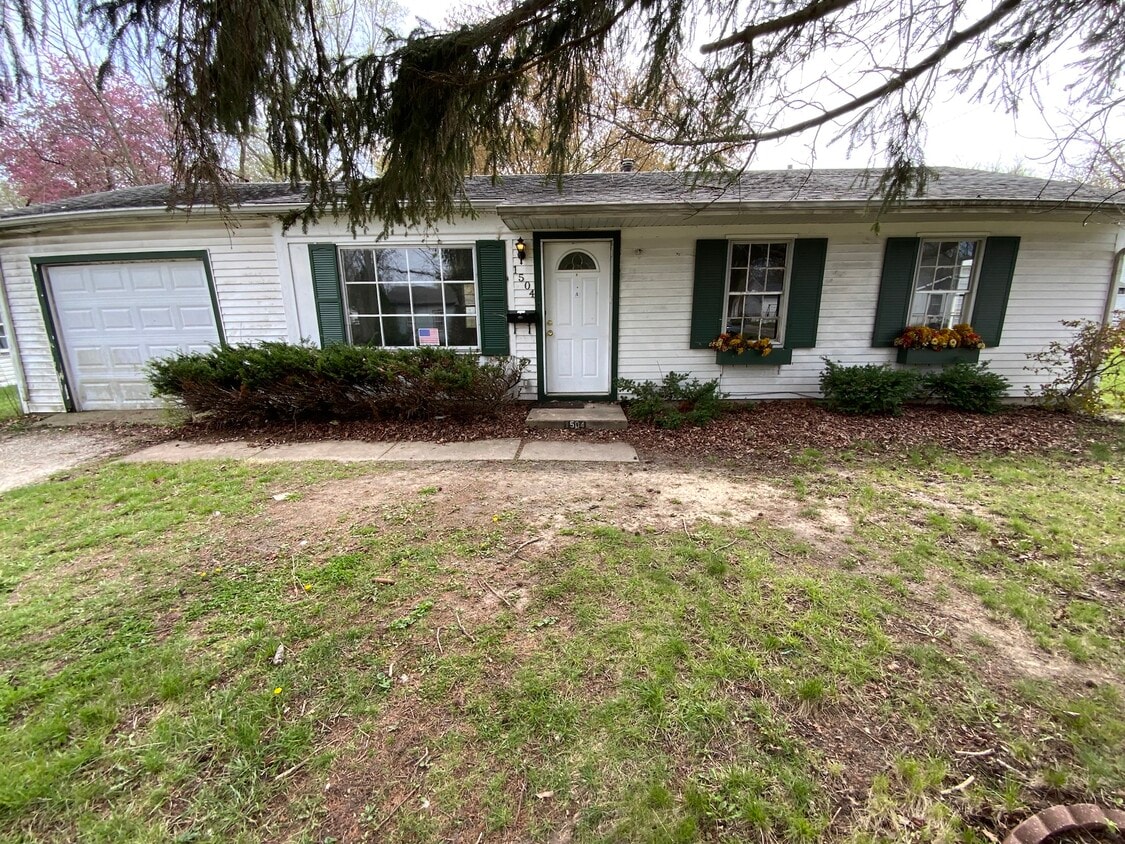 Primary Photo - 1504 Edgewood Dr