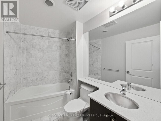 Photo du bâtiment - 1 Scott St