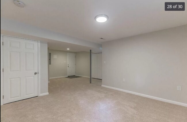 Foto del edificio - 8209 Rosaryville Rd