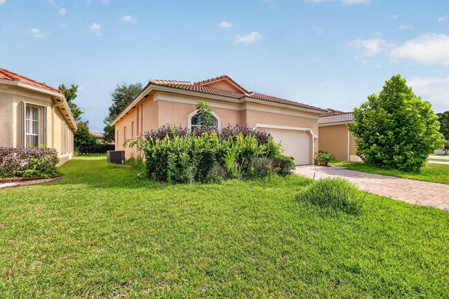 Foto del edificio - 6305 Spring Lake Terrace