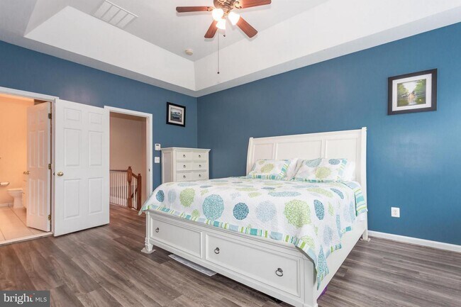 Building Photo - 7994 Avery Park Ct