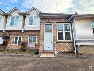Building Photo - 51 Eastchester Ave