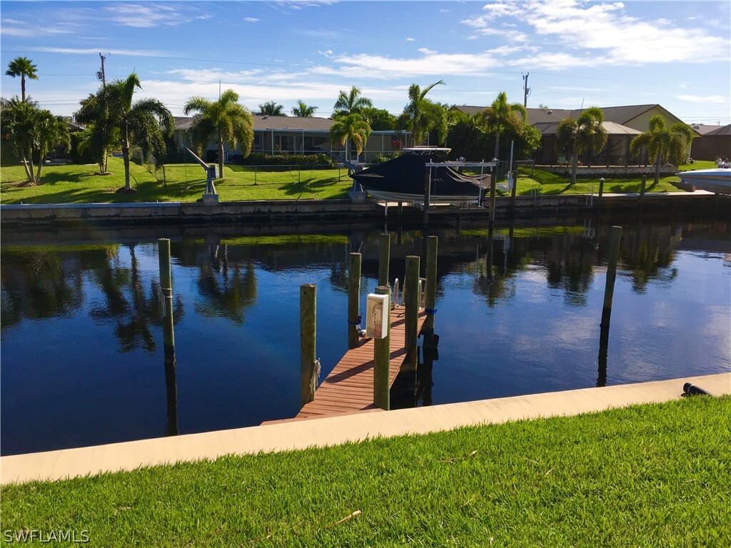 Primary Photo - 3903 Del Prado Blvd S
