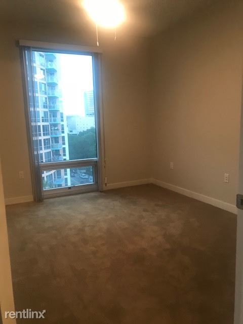 Foto del edificio - 2 br, 2 bath  - 411 E Pine St