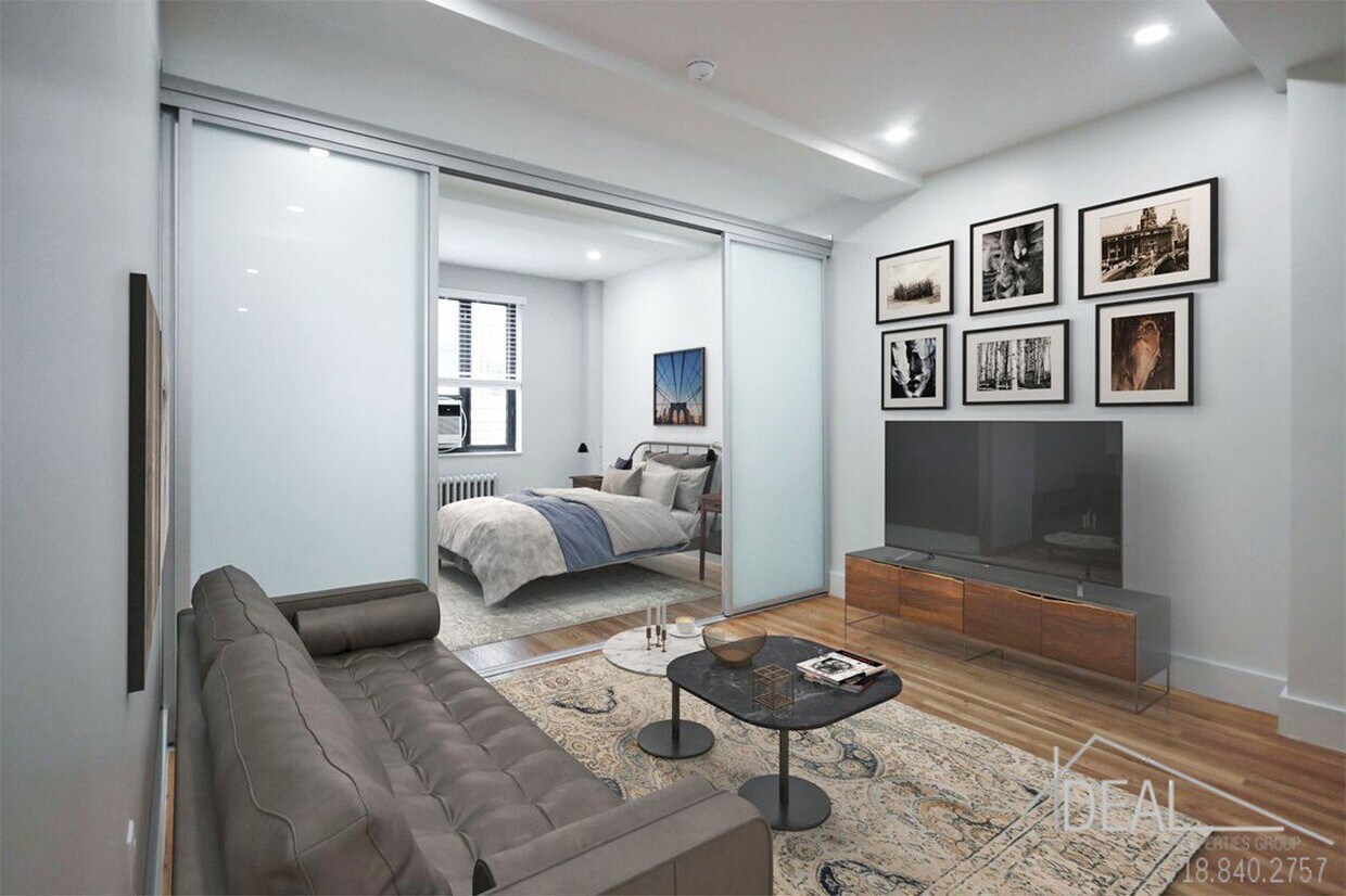 Foto principal - 18 Waverly Pl