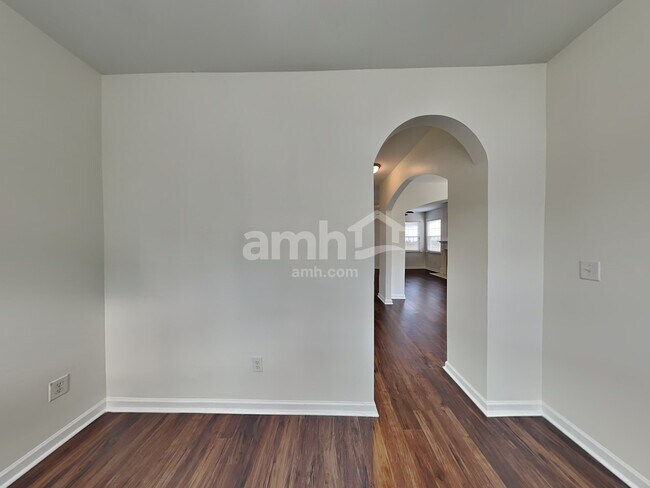 Building Photo - 10627 Gallowgate Lane