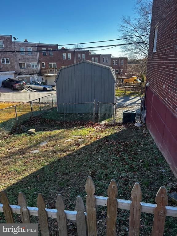 Building Photo - 2013 Delmar Dr