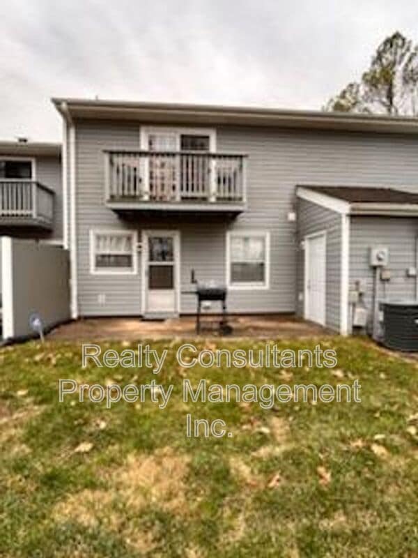 Building Photo - 2705 N Centennial St