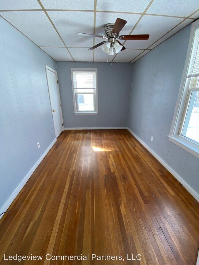 Building Photo - 159 Orange St