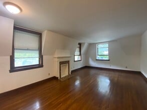 Building Photo - 600 Pleasant Ridge Ave