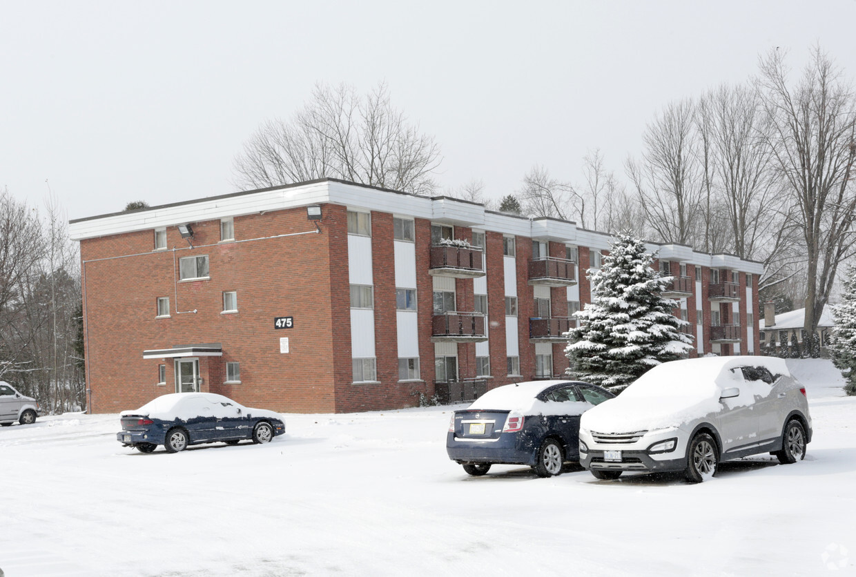 Primary Photo - 475 Parkside Dr