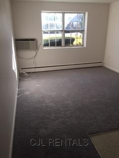 Foto del edificio - bedroom in STONEHAM MA 02180