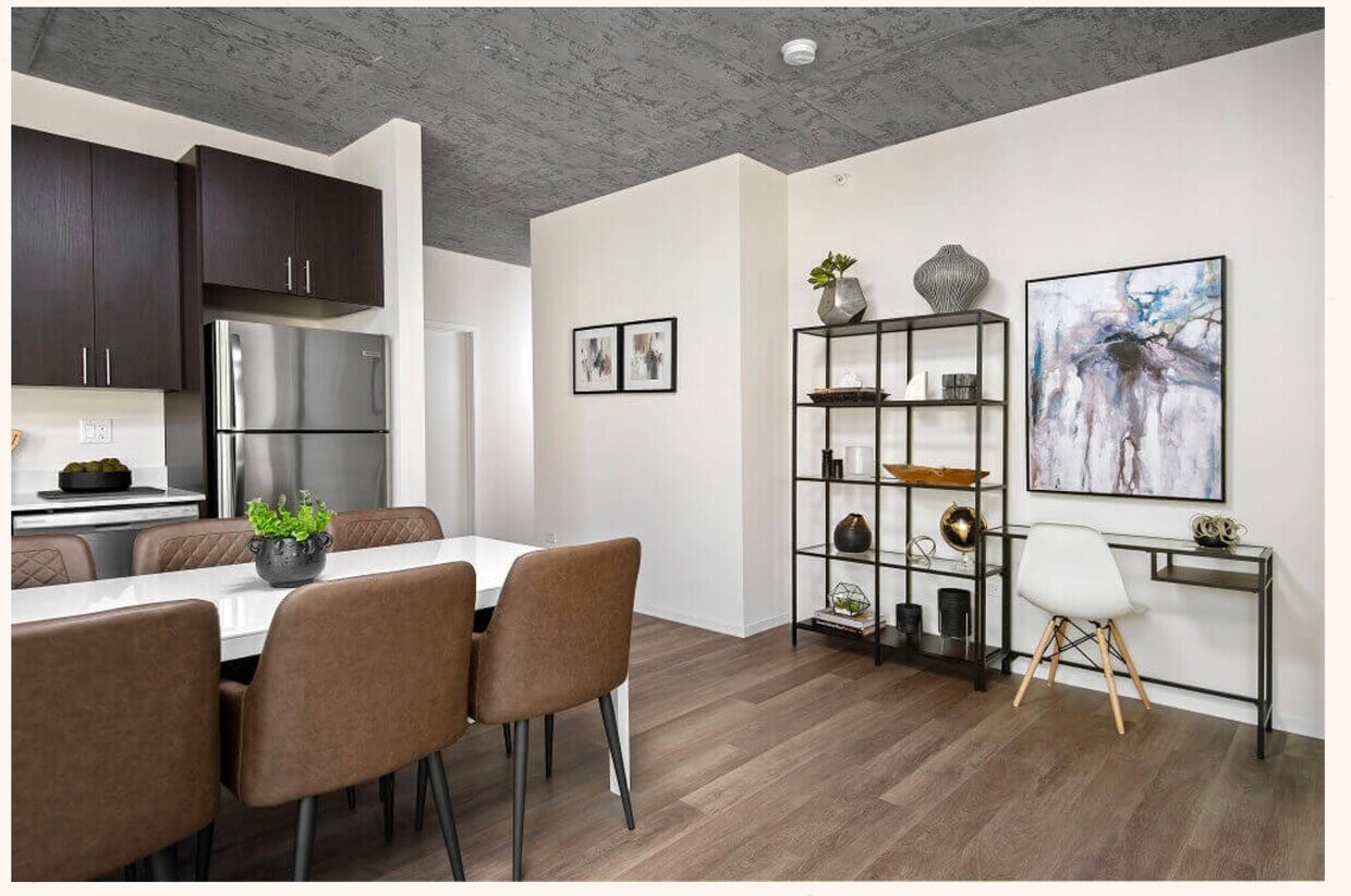 Foto principal - 1415 S Wabash Ave
