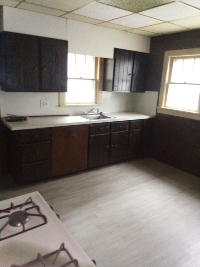 Foto del edificio - 3532 Watson Ave