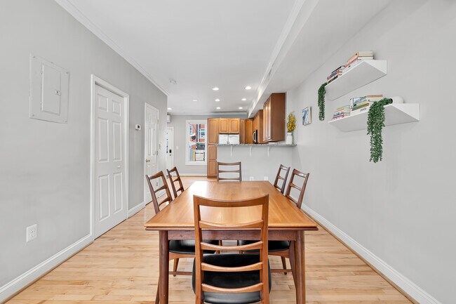 Foto del edificio - 148 Quincy Pl NE