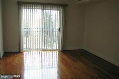 Building Photo - 5 Park Pl