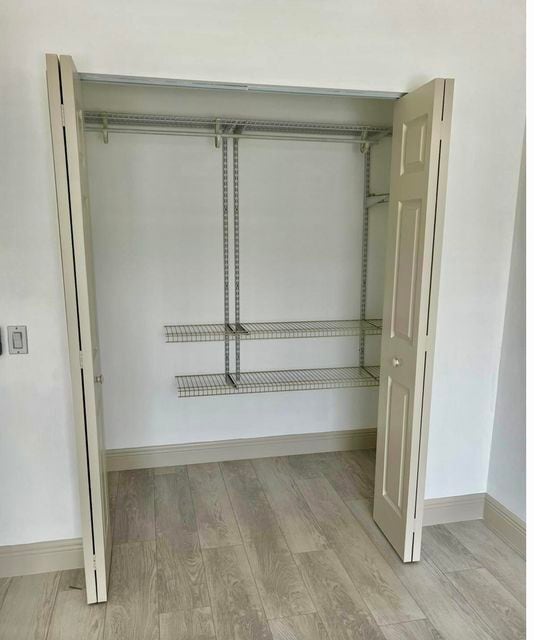 Foto del edificio - 1011 Villa Ln