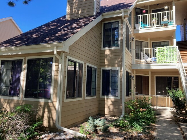Powderhorn Condo $1850.00 plus fees. - Powderhorn Condo $1850.00 plus fees.