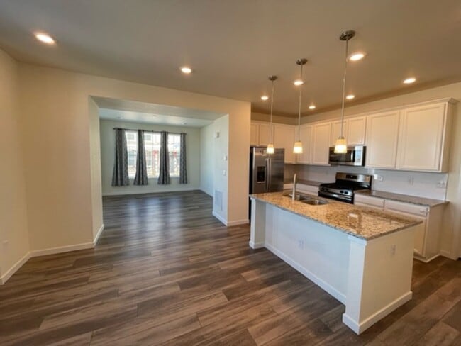 Beautiful & Spacious 4Bed, 3Bath In Breathtaking Erie Co, - Beautiful & Spacious 4Bed, 3Bath In Breathtaking Erie Co, House