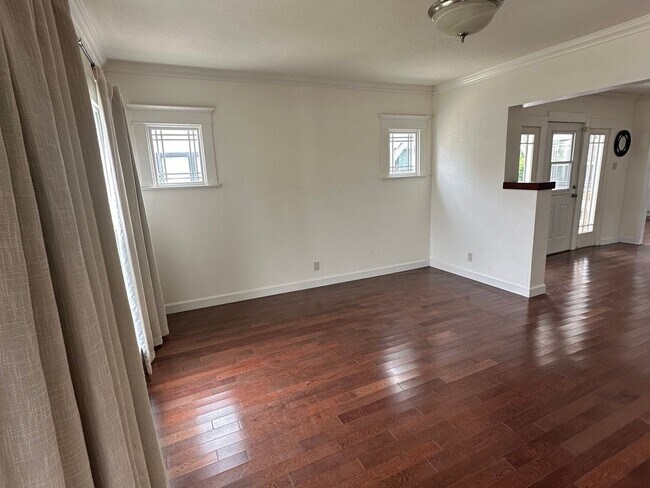 Foto del edificio - 3 Bedroom Single Family Home in View Park ...