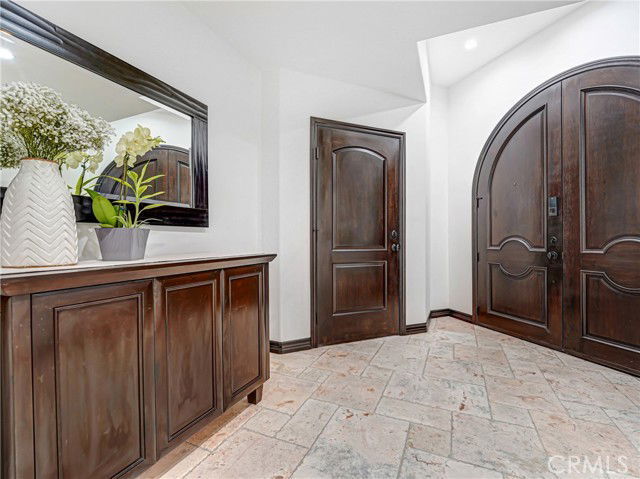Building Photo - 4529 Don Pio Dr