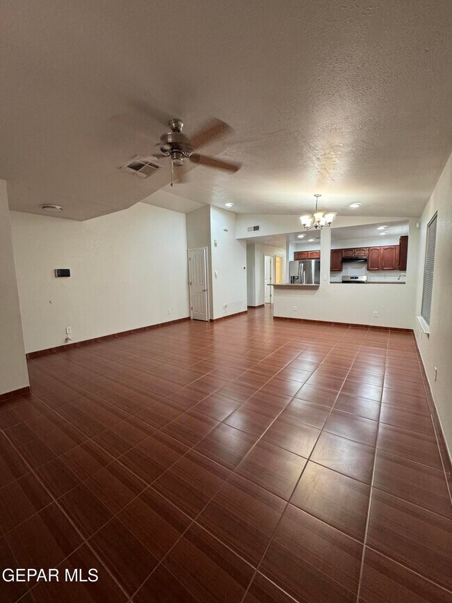 Foto del edificio - 14069 Jason Crandall Dr