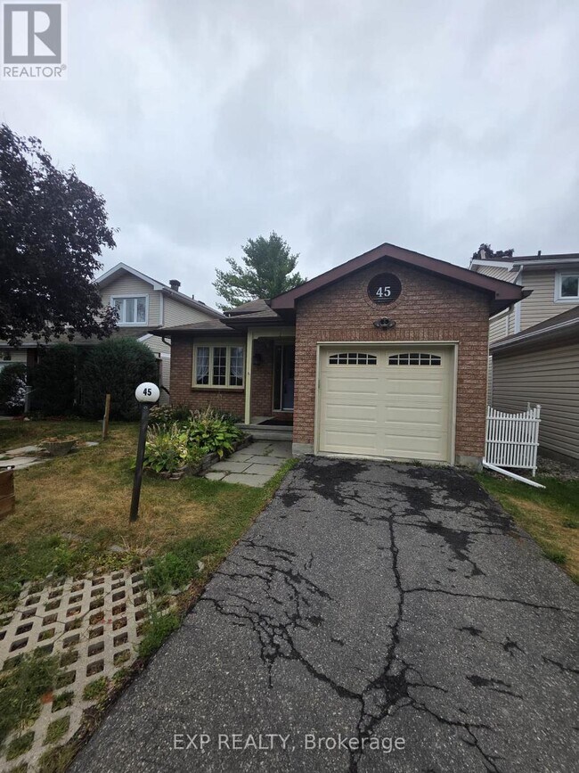 Building Photo - 45 Tartan Dr