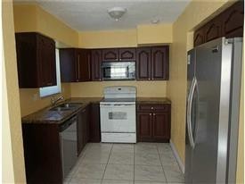 Foto del edificio - 2857 SW 8th St