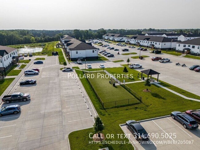 Foto del edificio - 802 Parkview Dr