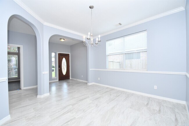 Foto del edificio - 3730 Rocky Ledge Ln
