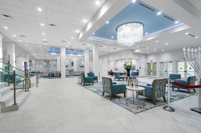 Foto del edificio - 6539 Royal Manor Cir