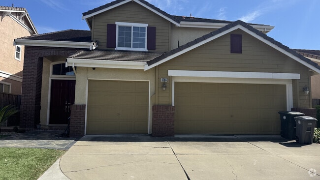 Building Photo - 4766 Fawn Way