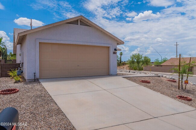 Foto del edificio - 9746 E Sascha St