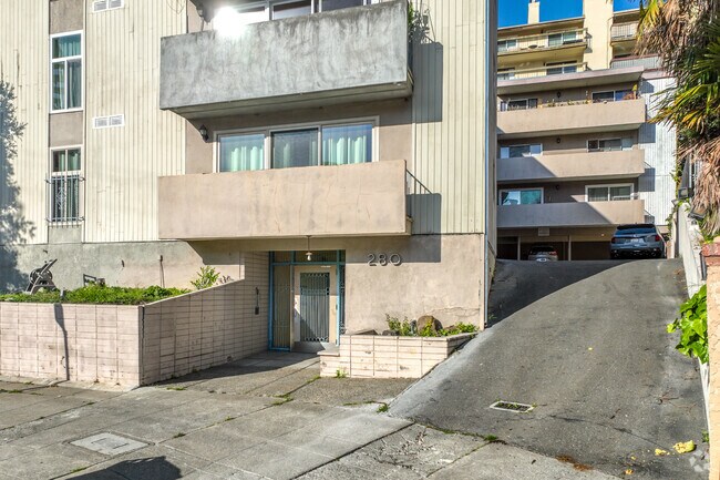 Building Entrance - 280 Park View Ter