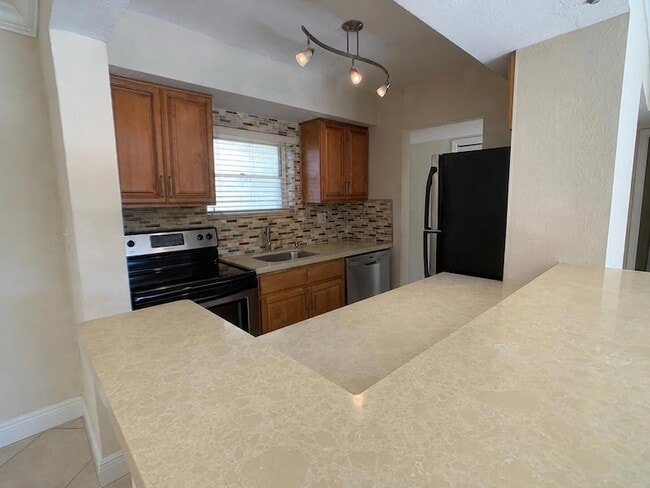Photo - 8601 SW 94th St Apartment