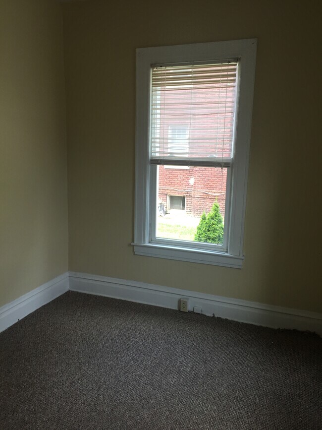 Foto del edificio - 704 10th Ave