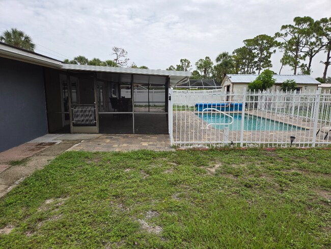 Building Photo - 2604 Pellam Blvd