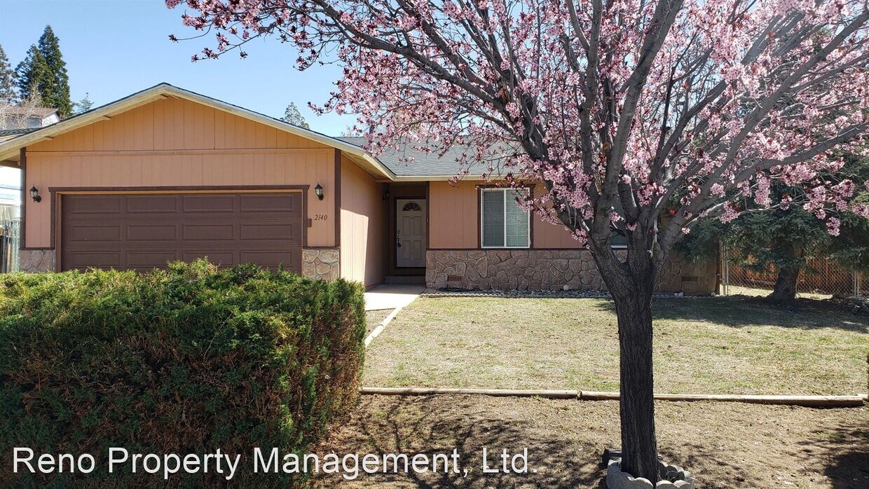 Primary Photo - 3 br, 2 bath House - 2140 Keystone Ave