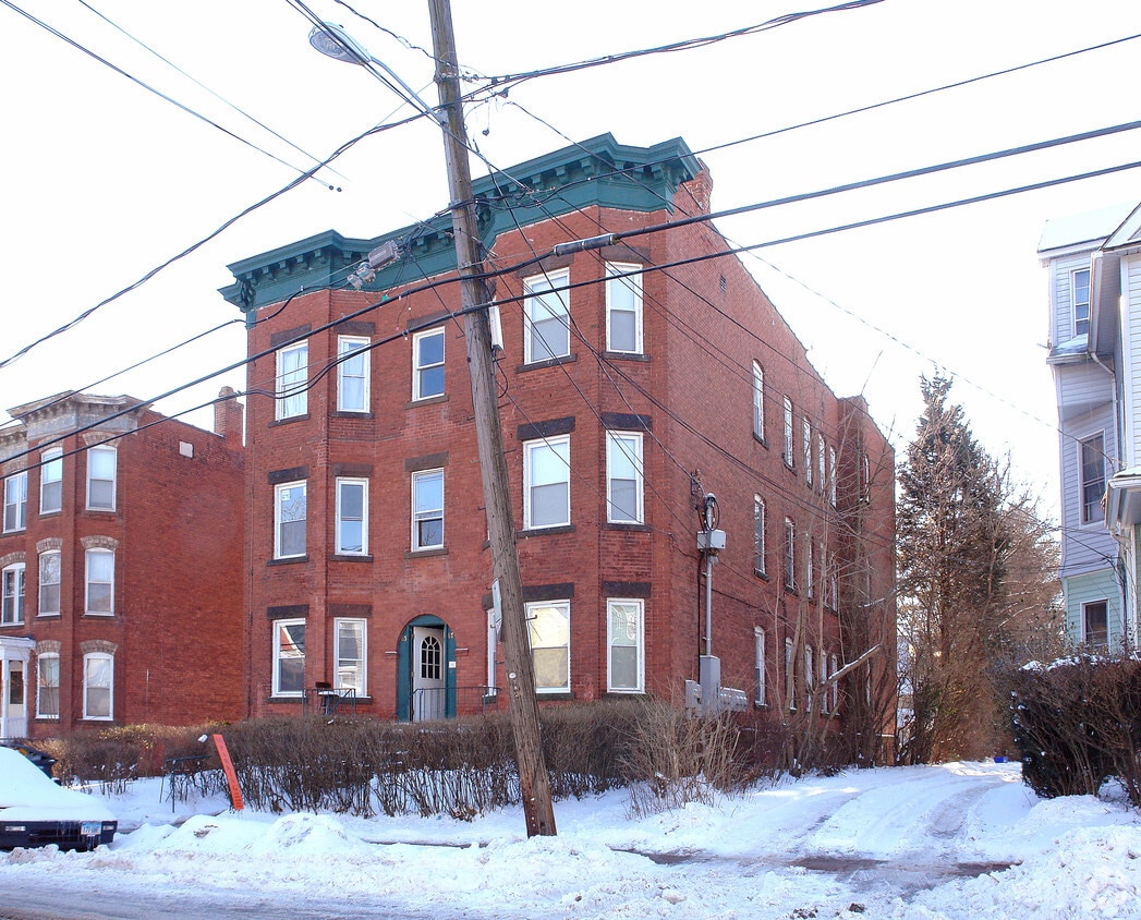 Building Photo - 65-67 Whitmore St